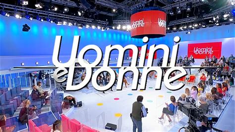 uomini e donne canale tv replica giovedi 17 11 2016